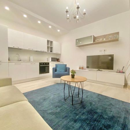 Apartamento Elegance Duomo Milán Exterior foto